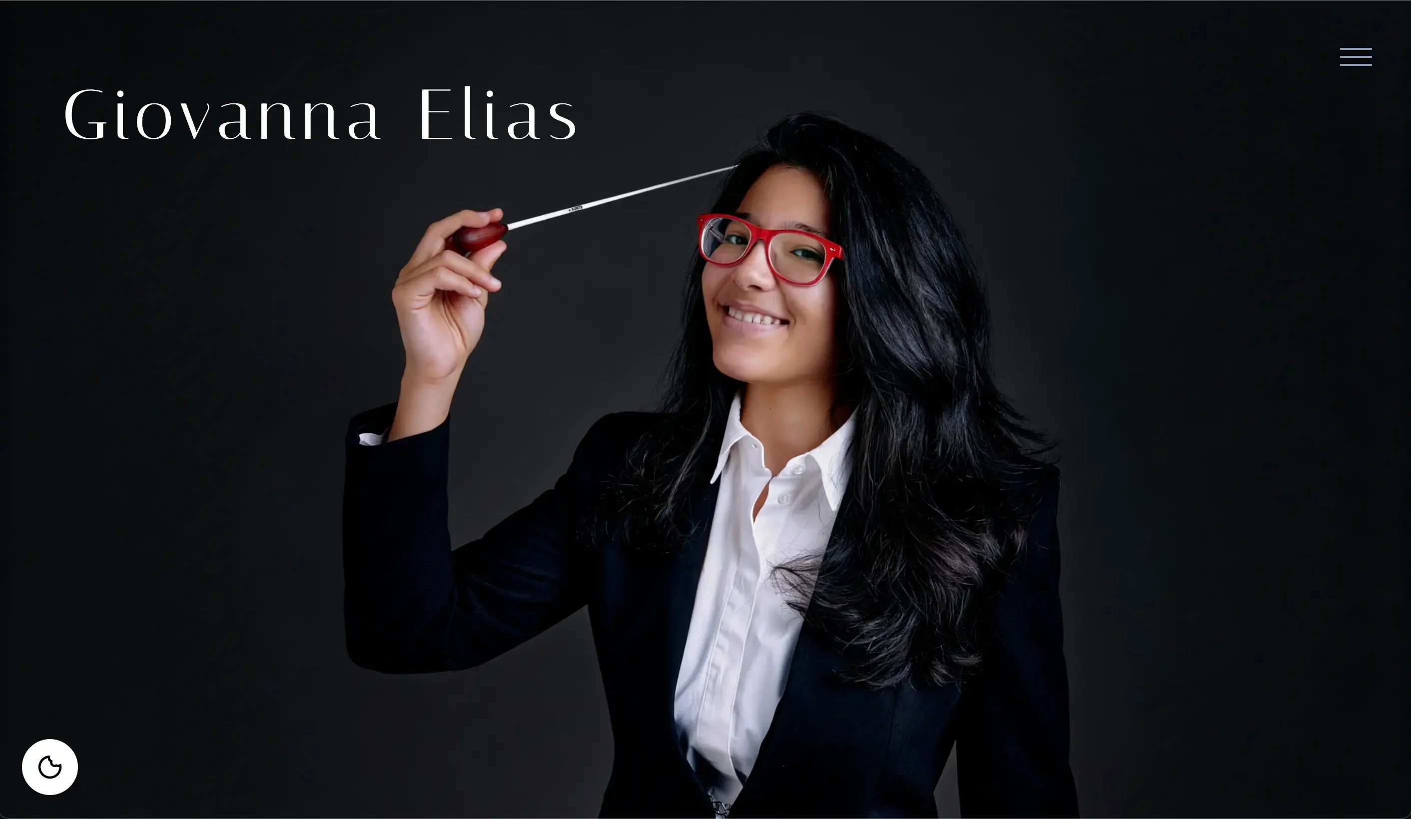 Giovanna Elias, Conductor website preview
